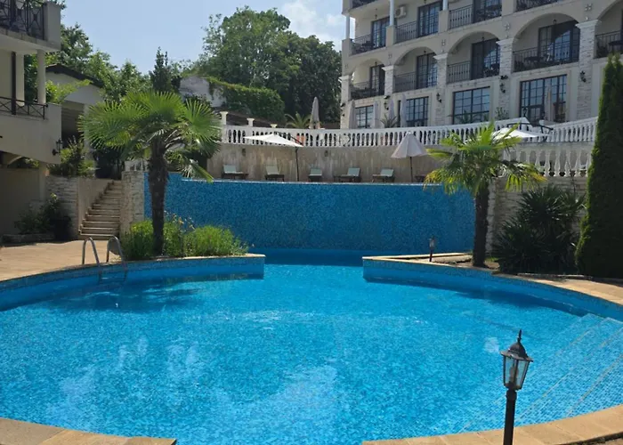 Almi - The Cliff 奥布佐尔