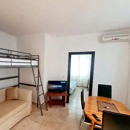 Almi - The Cliff Apartment *