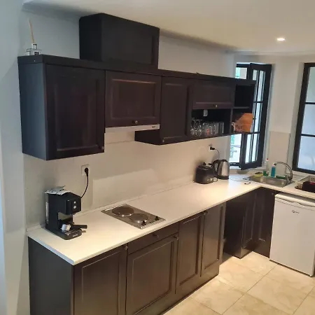 Almi - The Cliff 아파트 *