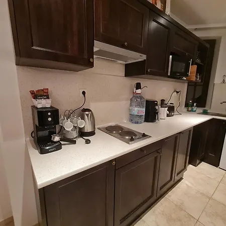 Almi - The Cliff Apartment Obzor